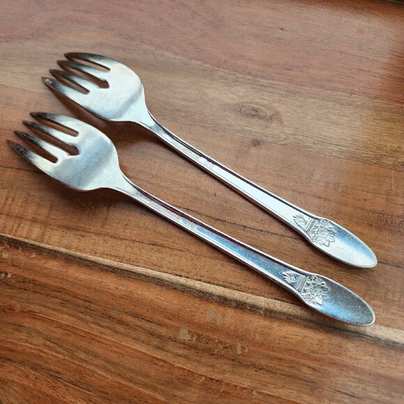 2) 1837 Rogers First Love Salad Fork 7” International Slverplate art deco - Picture 5 of 9